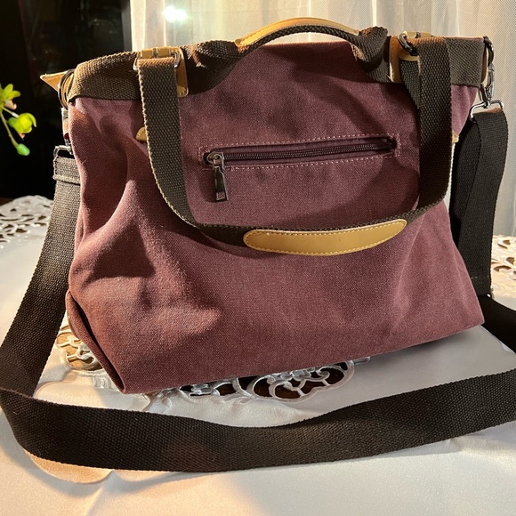 K-Two BNWOT Massenger shoulder or crossed body purple canvas bag. Cute style. - Picture 10 of 11